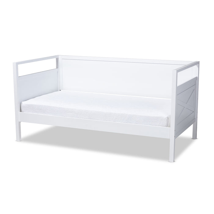 Cintia Traditional Wood Daybed