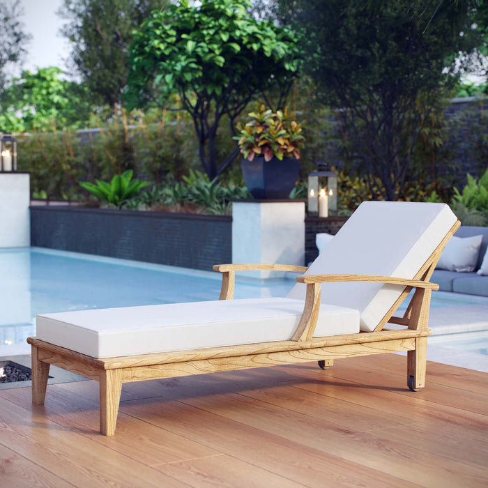 Outdoor Chaise Lounge