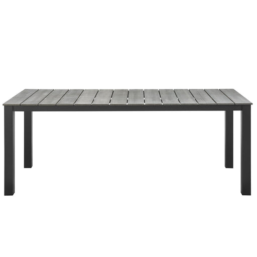 Outdoor Dining Tables