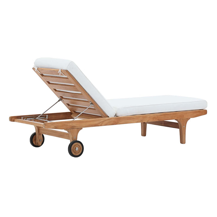 Outdoor Chaise Lounge