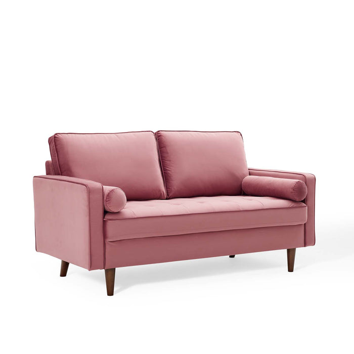 Sofas & Loveseats