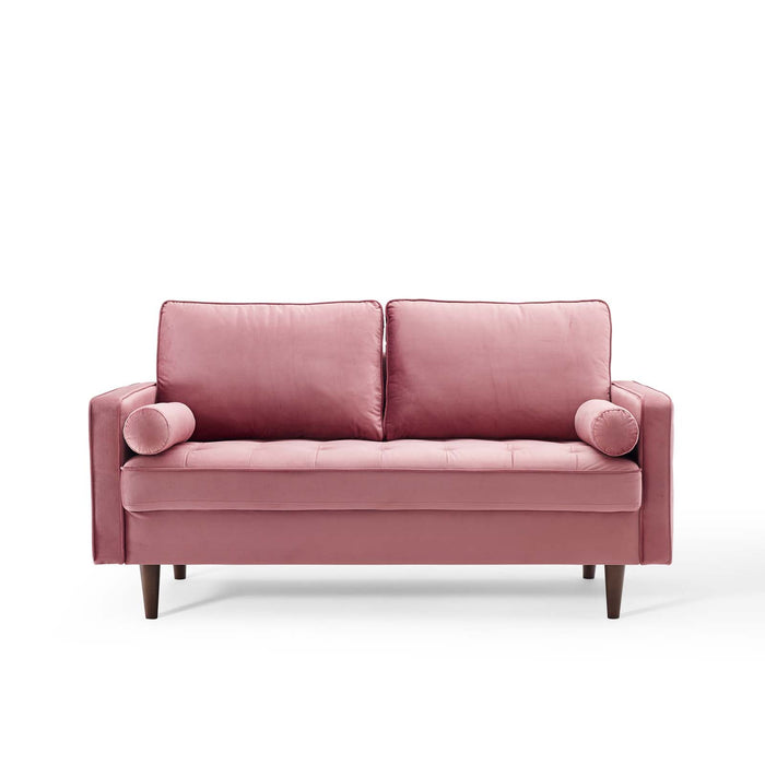 Sofas & Loveseats