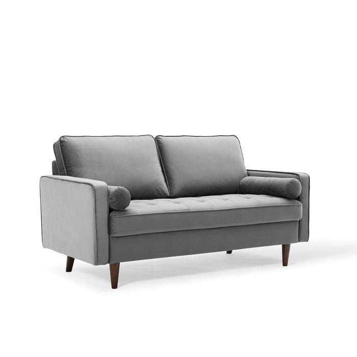 Sofas & Loveseats