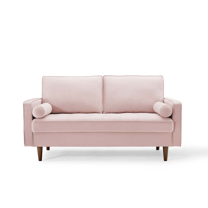 Sofas & Loveseats