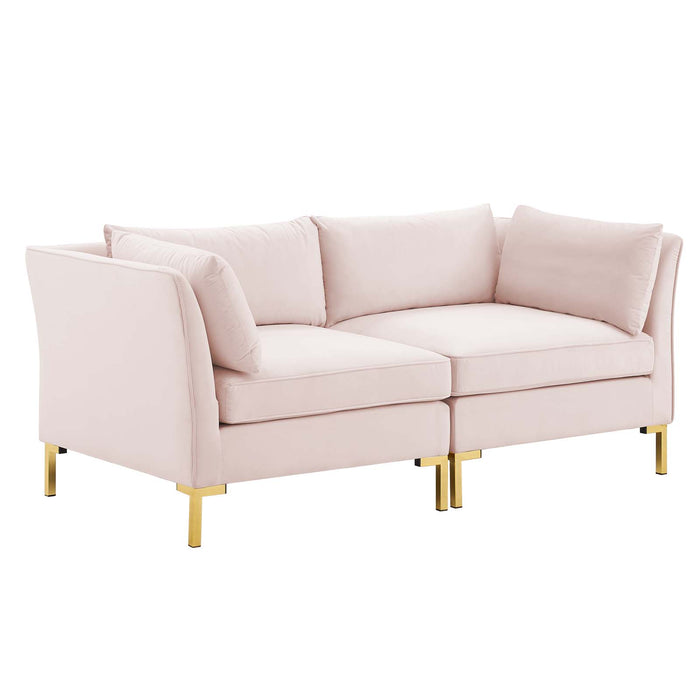 Sofas & Loveseats