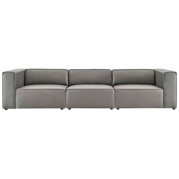 Sofas & Loveseats